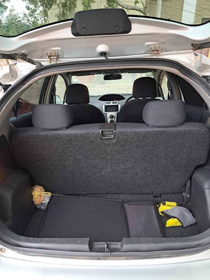 Vitz 2006/2011 5