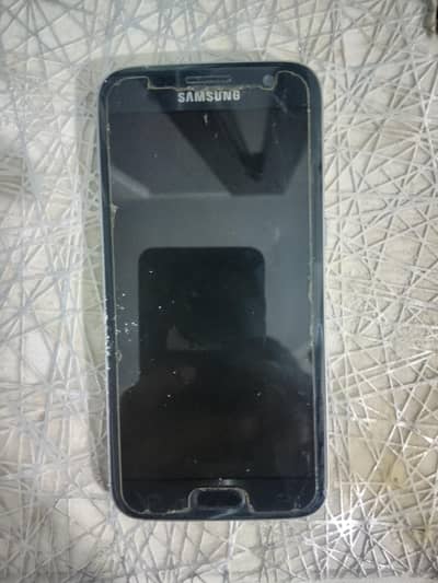 Samsung Mobile S7 (32gb rom - 4gb ram)