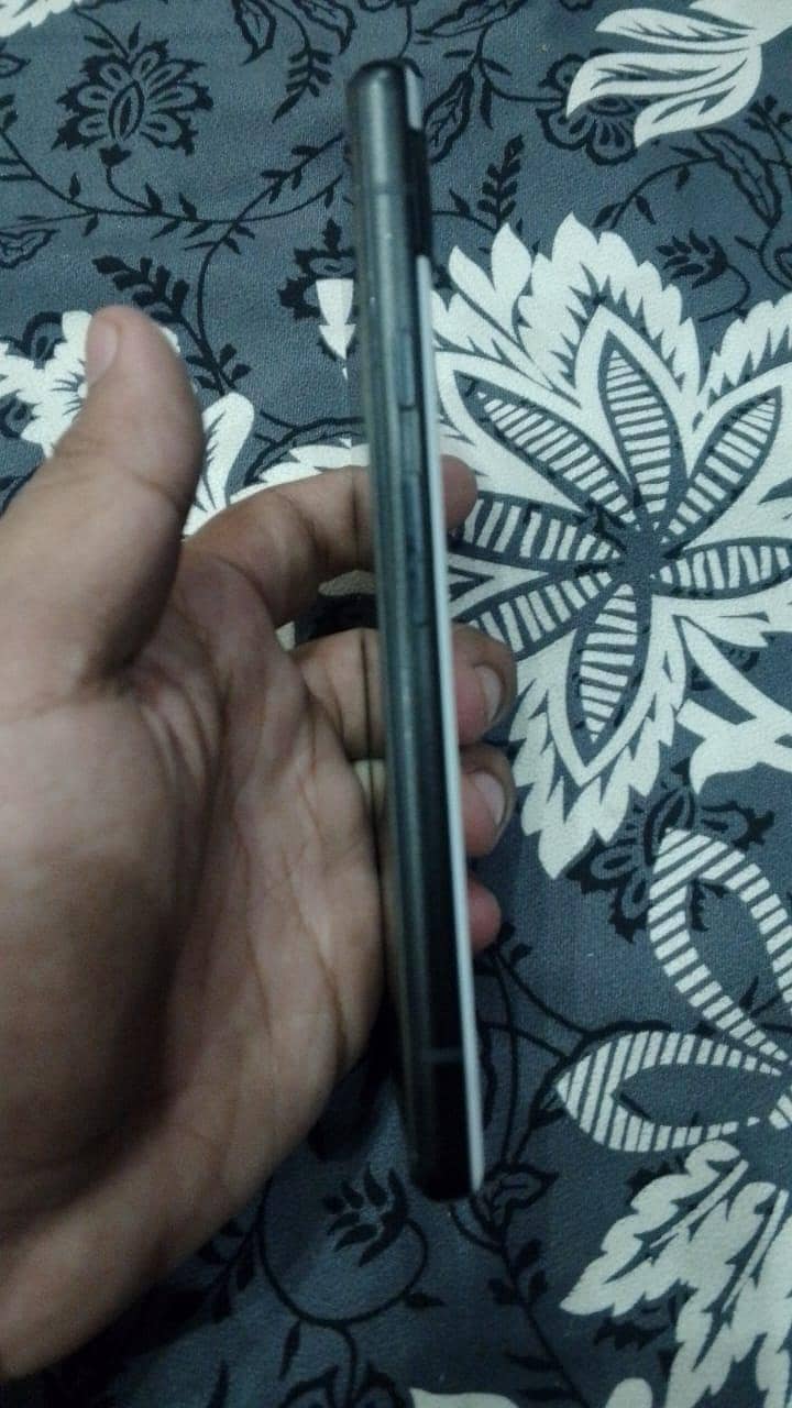 Google Pixel 6a 1