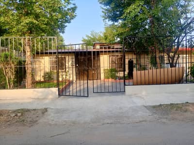 Beautiful villa with lawn for sale in awami villa 1