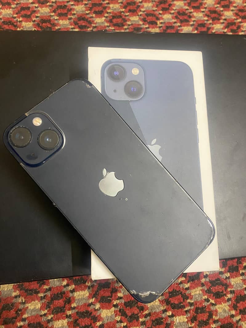Apple iPhone 13 0