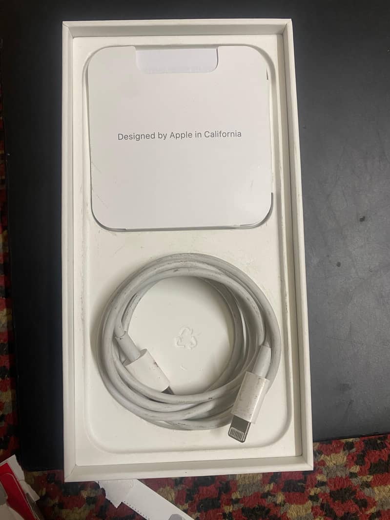 Apple iPhone 13 2