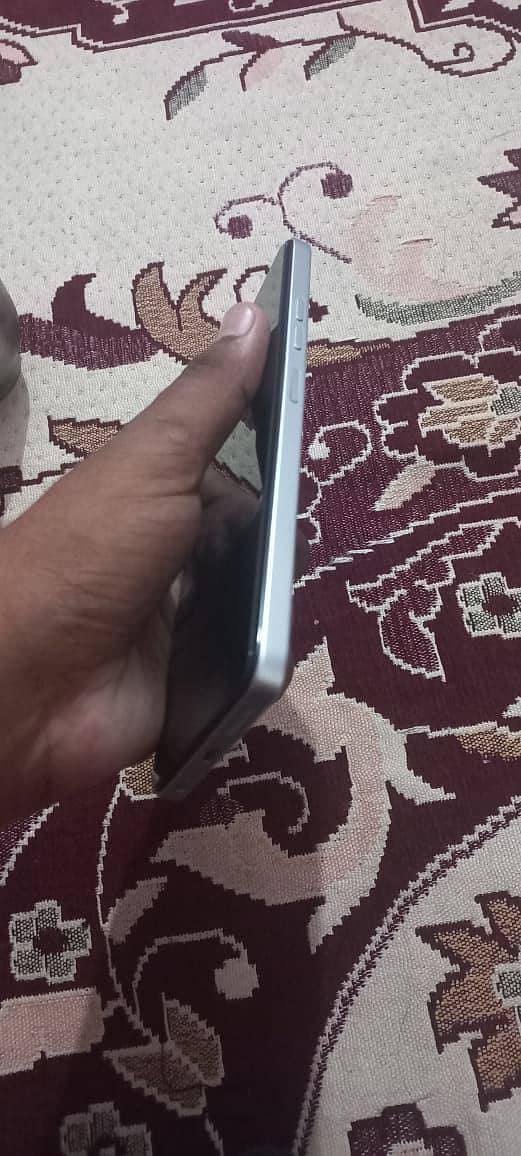 Tecno Spark 30 3
