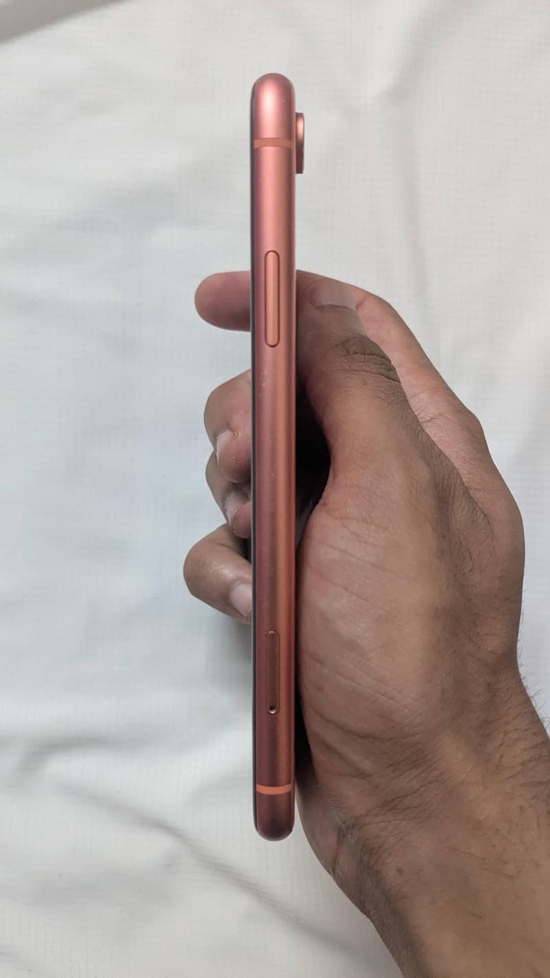 Apple iPhone XR 3