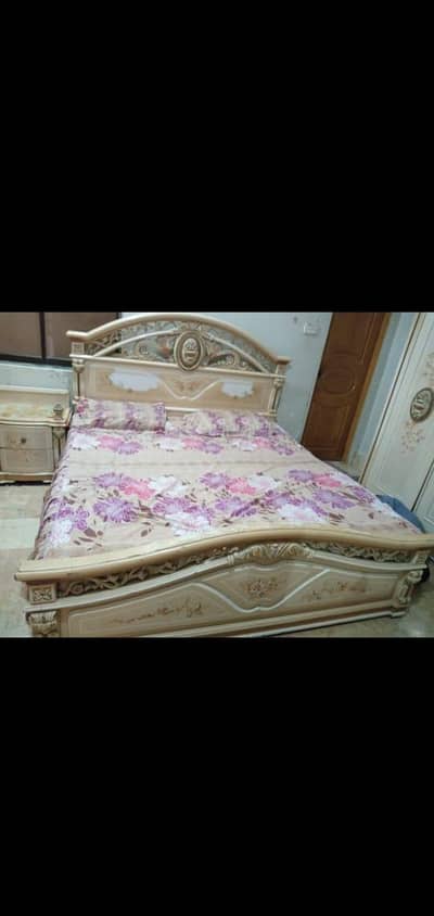 Royal Carved King Size Bed Set 4 Piece sukkur
