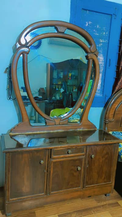 Dressing Table For Sale