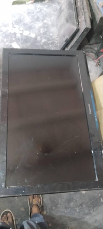 Samsung and Panasonic 32 LCD faulty