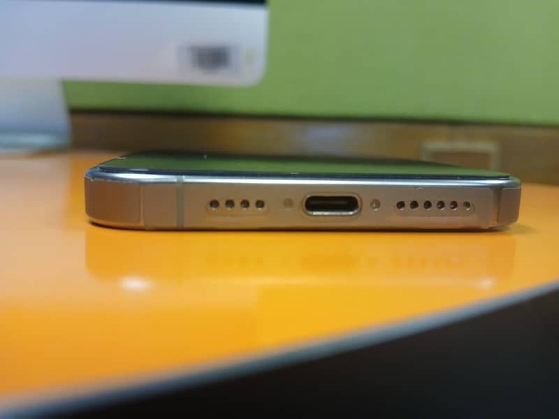 Iphone 15 pro max 0