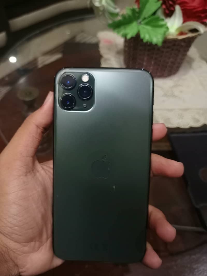 Apple iPhone 11 Pro Max 0