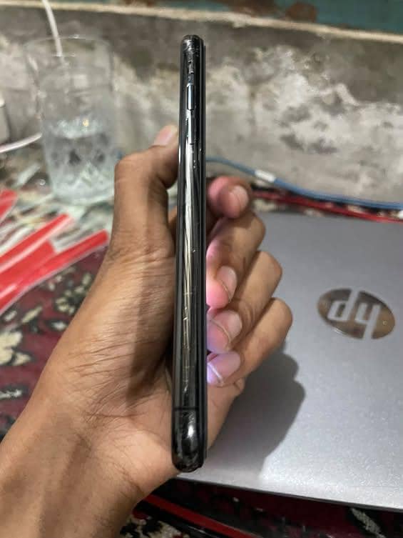 Apple iPhone X 2