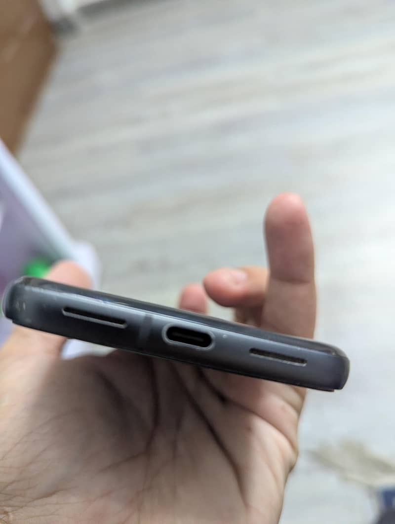Google Pixel 8 2