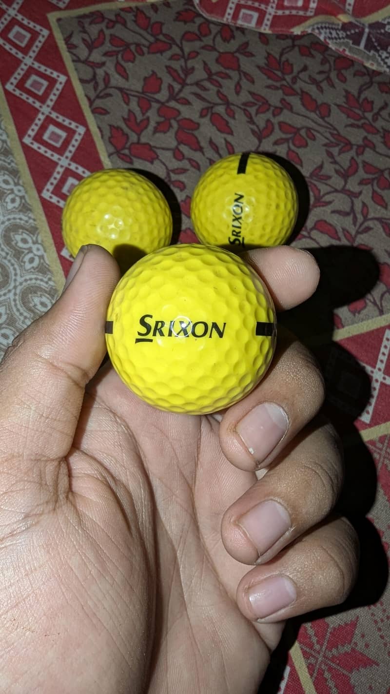 SRIXON RANGE BALLS - YELLOW 1