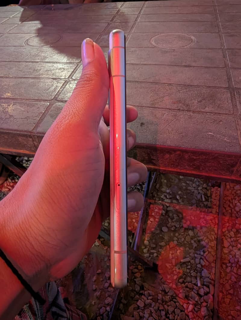 Google Pixel 7A 3