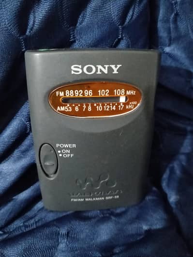 Sony FM am walkman srf 59 pocket size radio