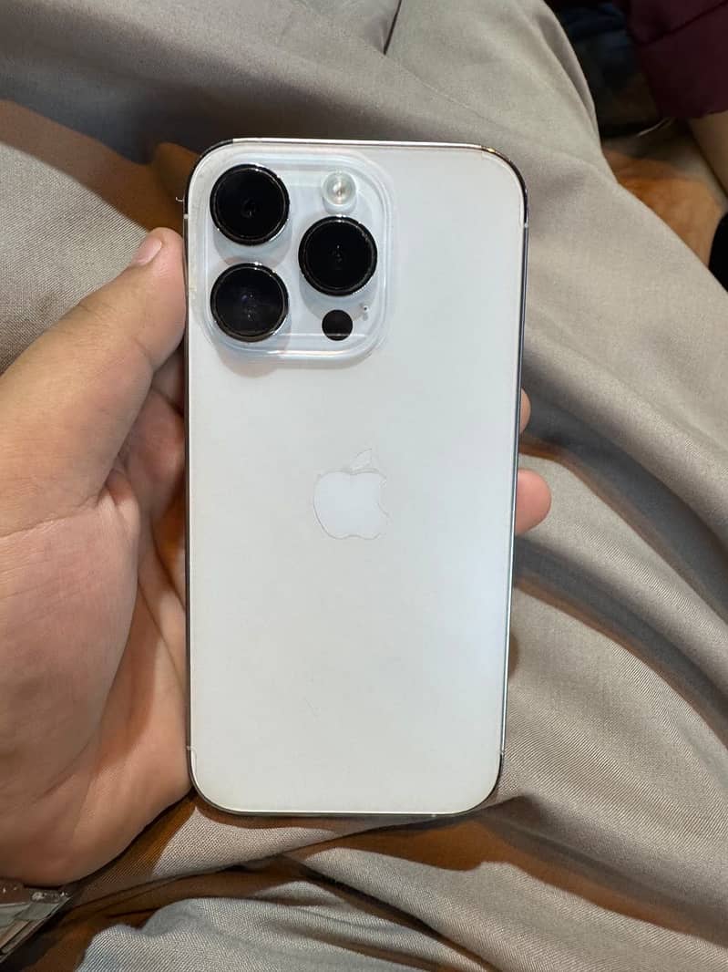 Apple iPhone 14 Pro 6