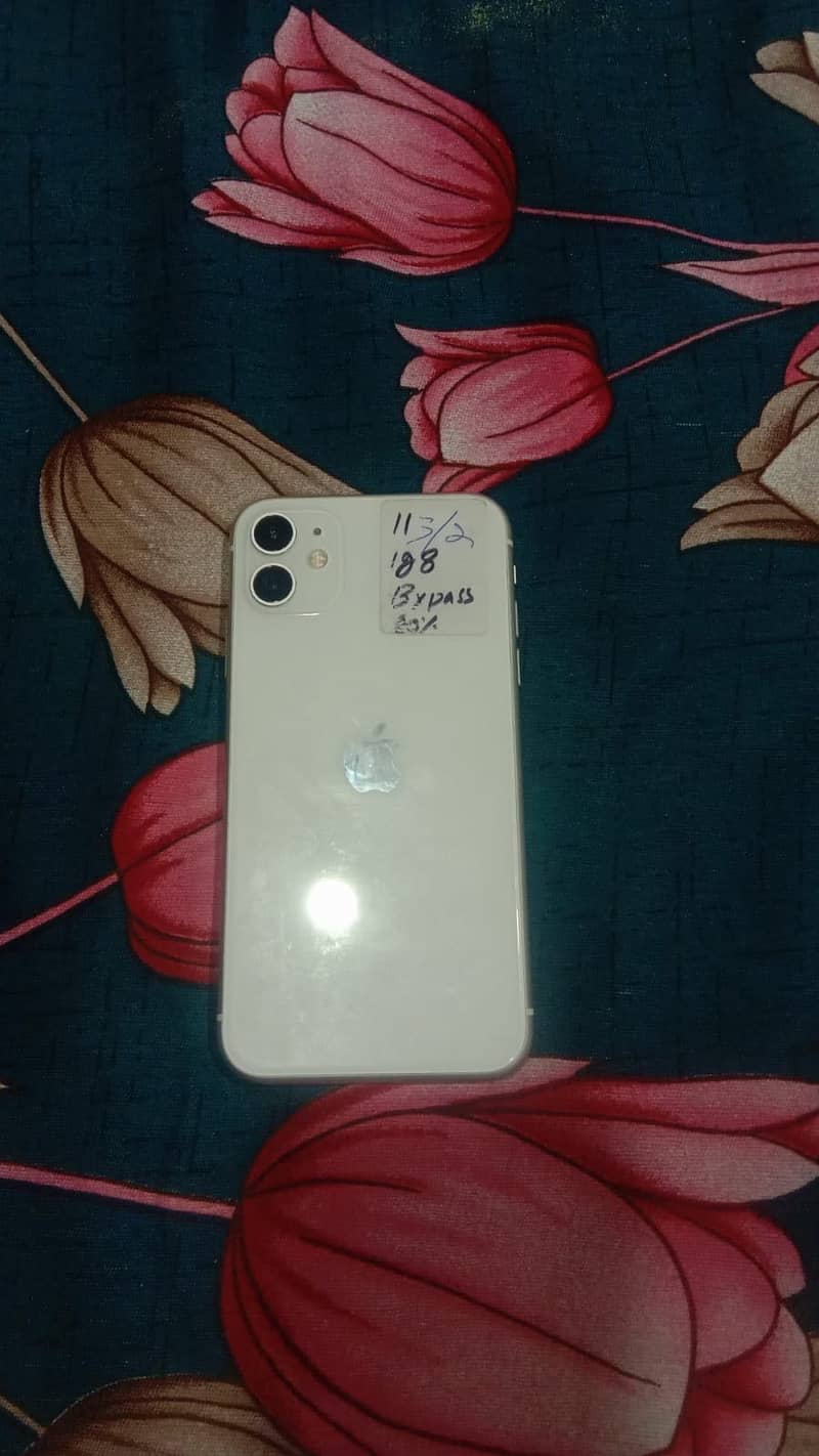 Apple iPhone 11 0