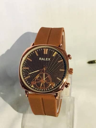 20 Brand New Stylish Watches – Complete Lot Only Rs. 10,000