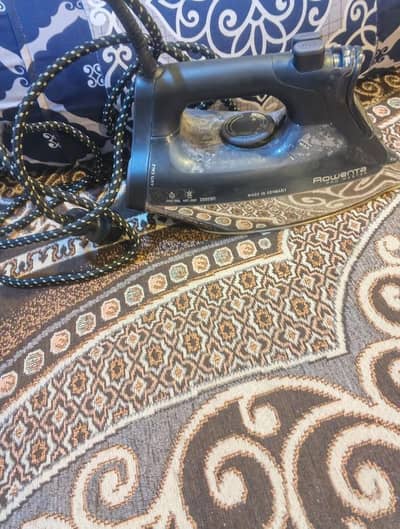 rowenta pro master 2800W steam iron