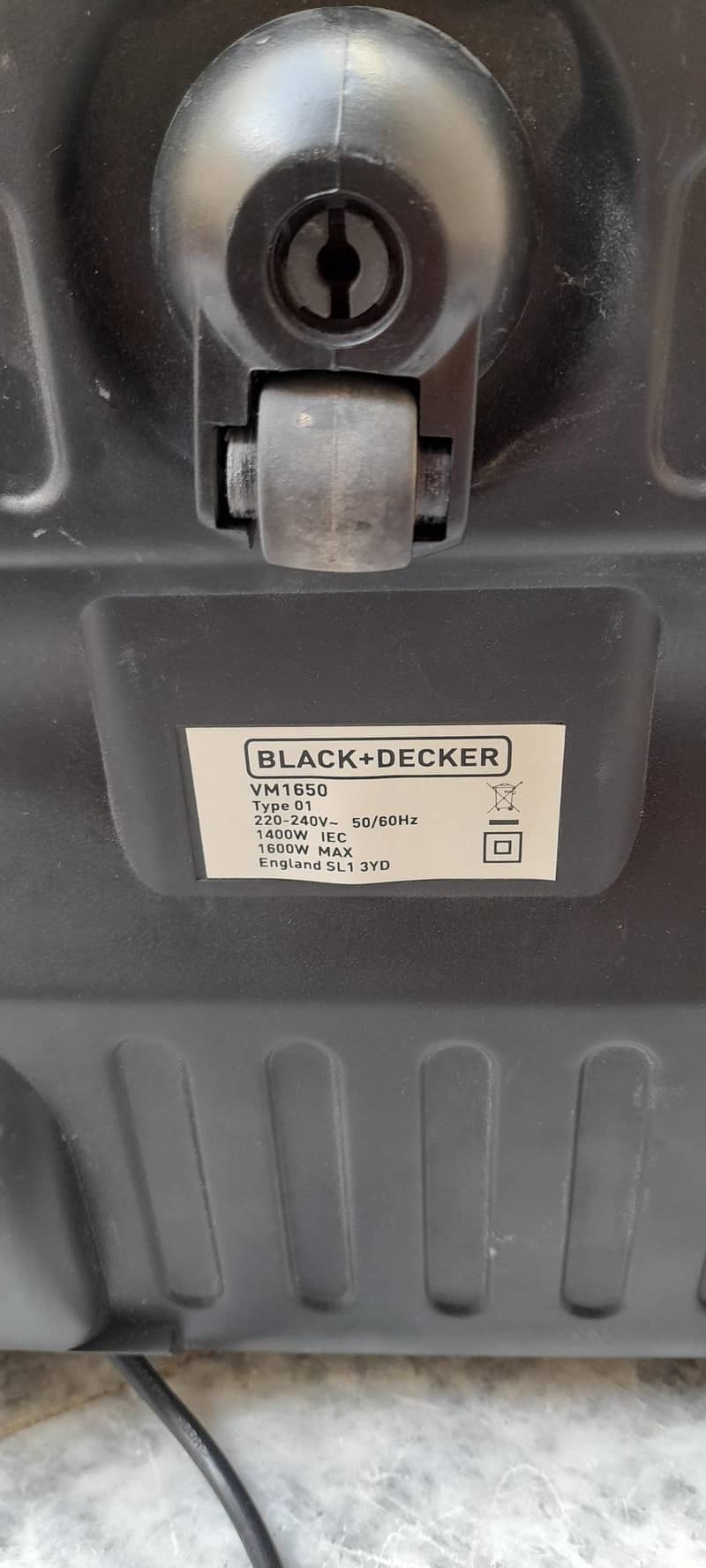 Black & Decker Vecuum Cleaner 10