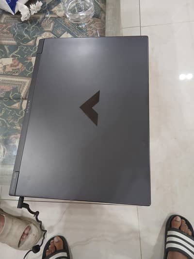 HP Victus 15