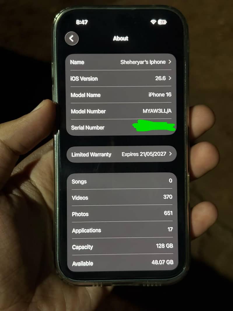 Apple iPhone 16 5