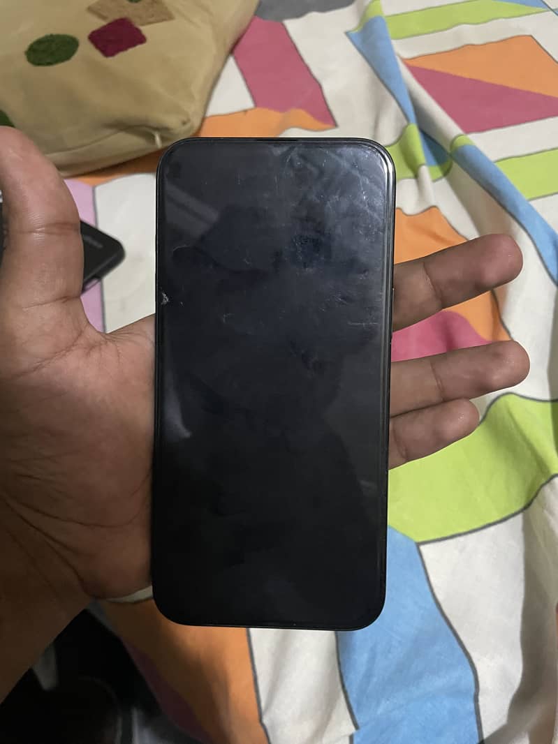 Apple iPhone 16 Plus 5