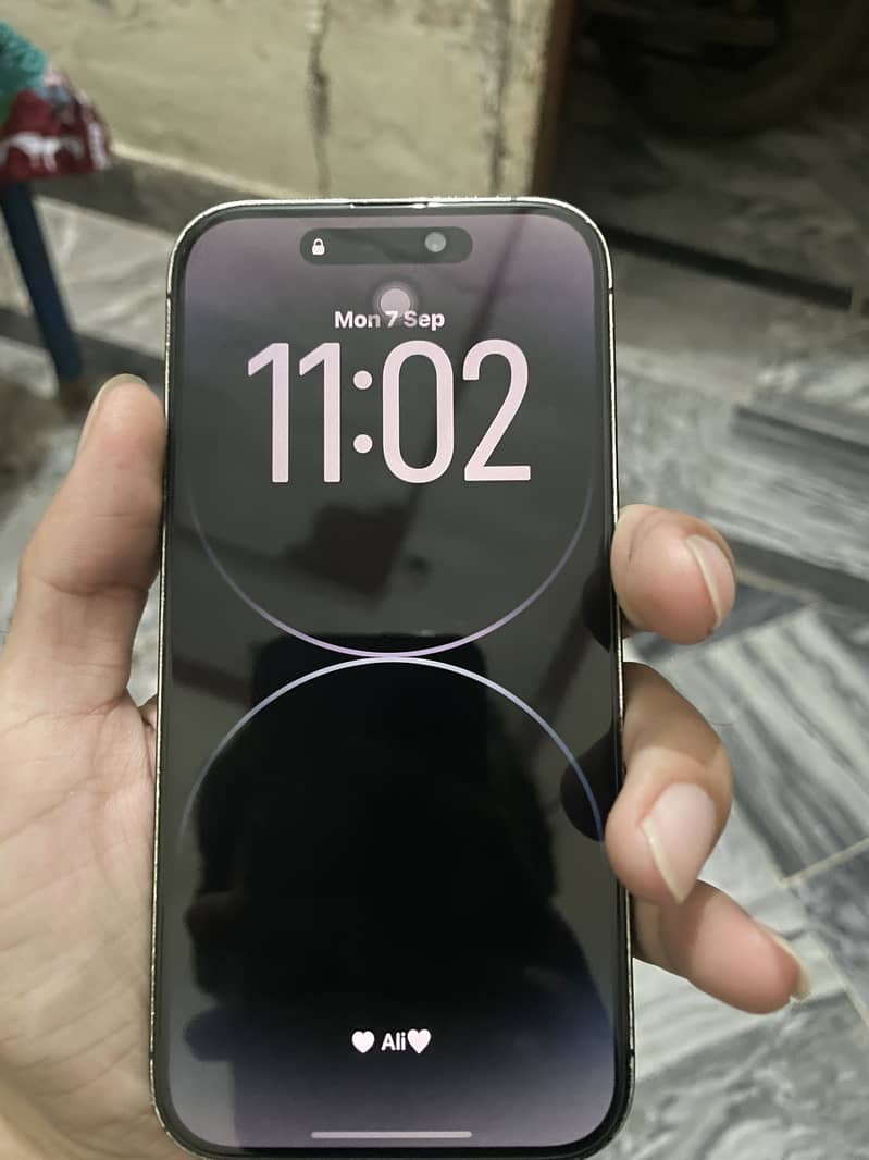 iPhone 14 Pro 0