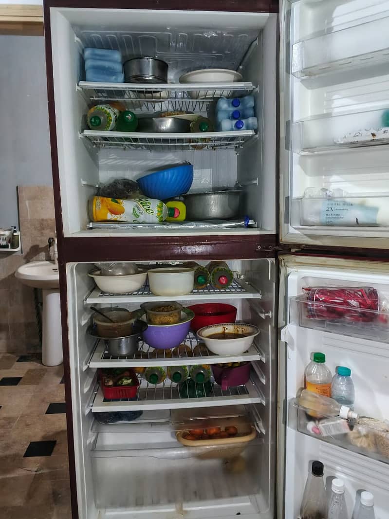 Refrigenrator 4