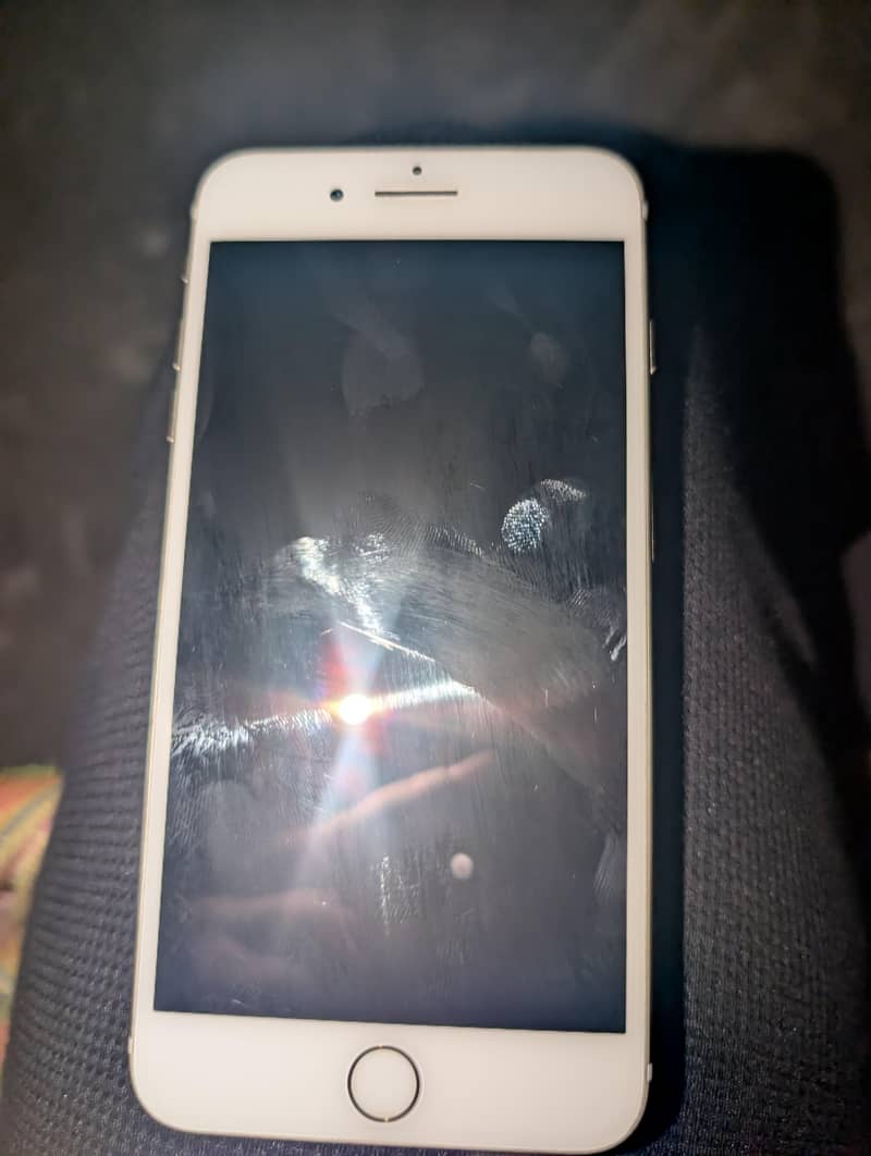 Apple iPhone 7 Plus 1