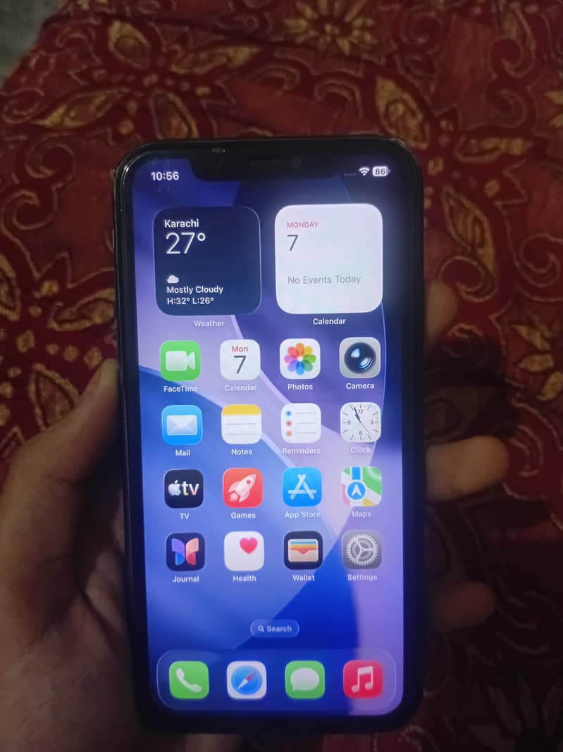 Apple iPhone 11 3