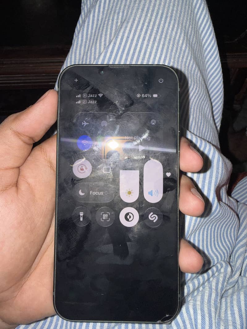 Apple iPhone 13 4