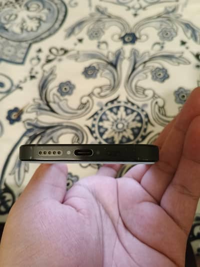Iphone 16 pro pta approved 128gb 9.5/10