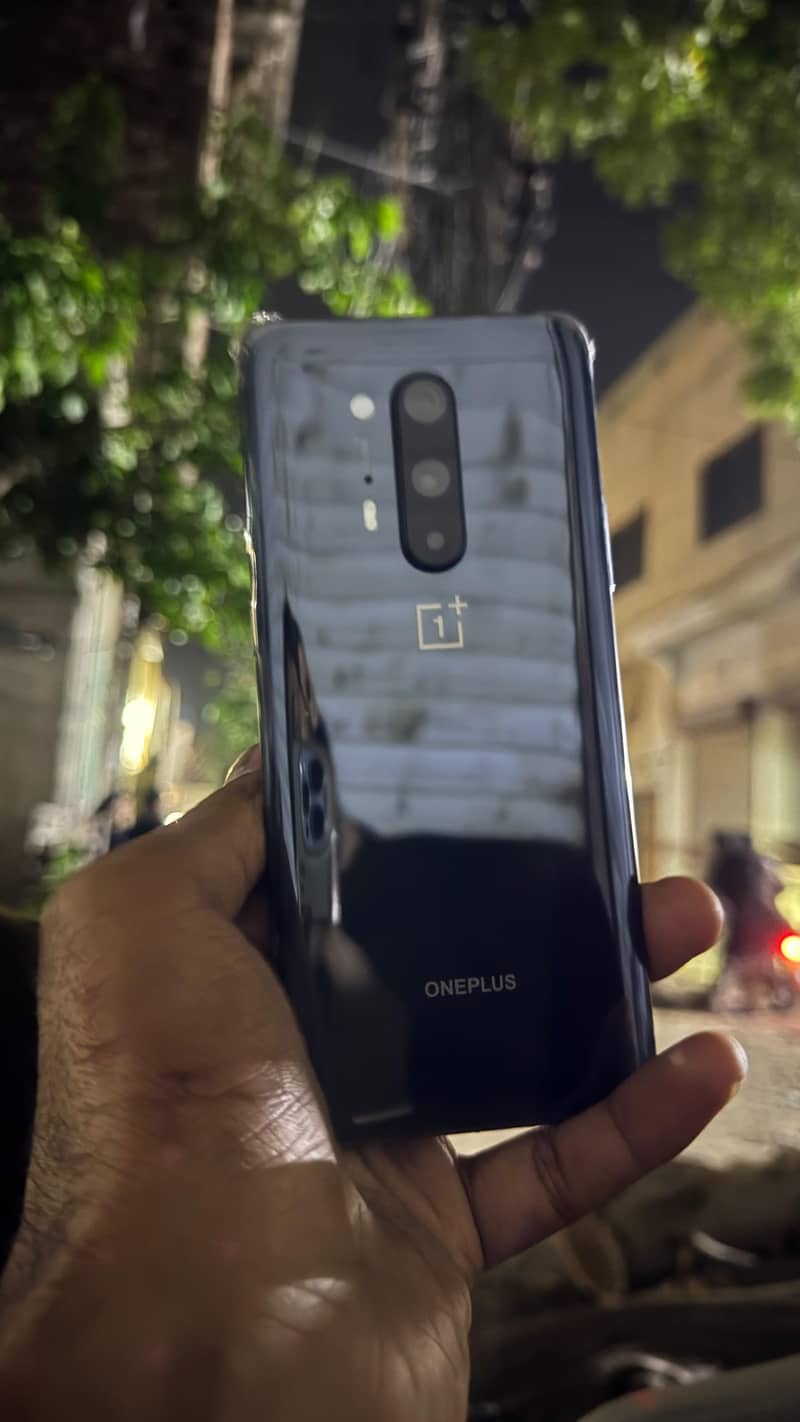 One Plus 8 Pro 8/128 2
