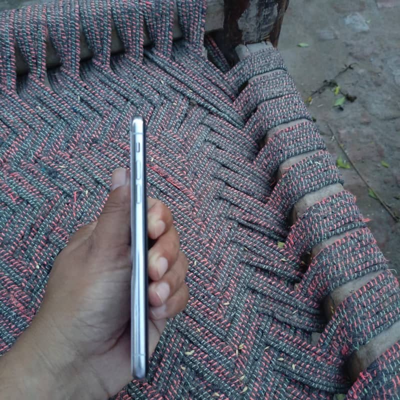Apple iPhone x PTA 4