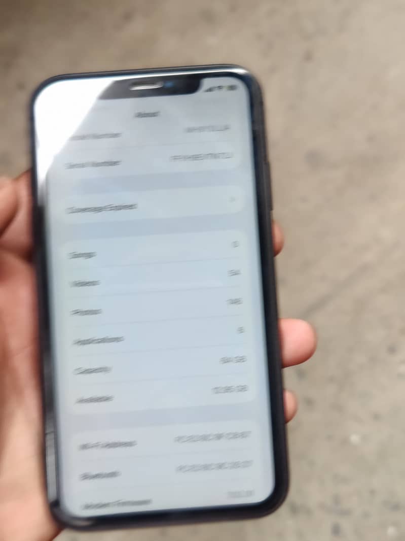 Apple iPhone 11 jv 3
