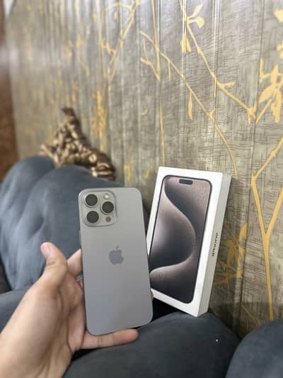 Apple iPhone 15 Pro Max
