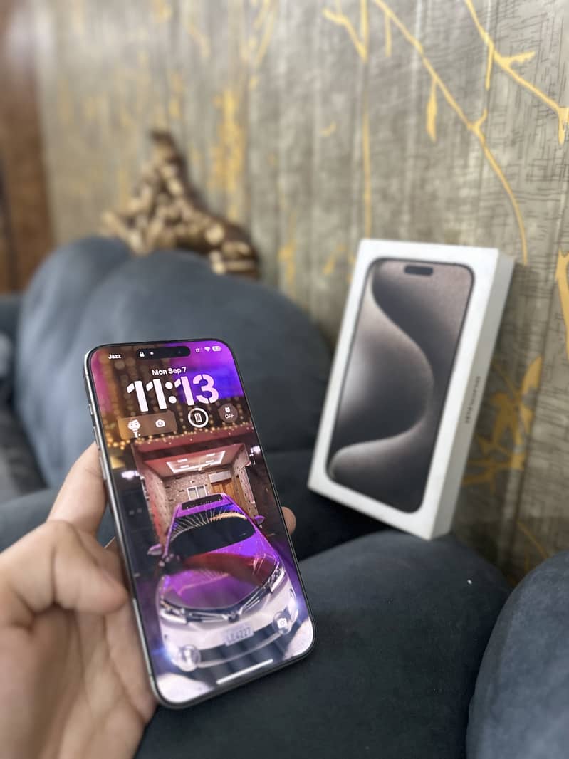 Apple iPhone 15 Pro Max 5