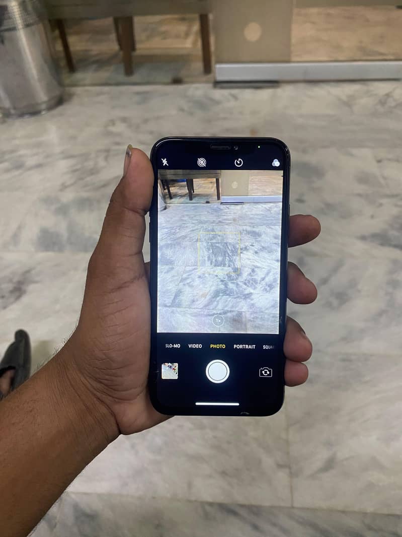 Apple iPhone X 0