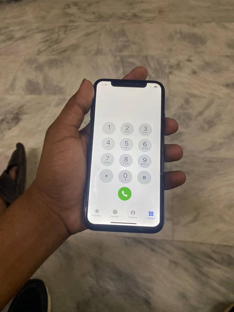Apple iPhone X 3