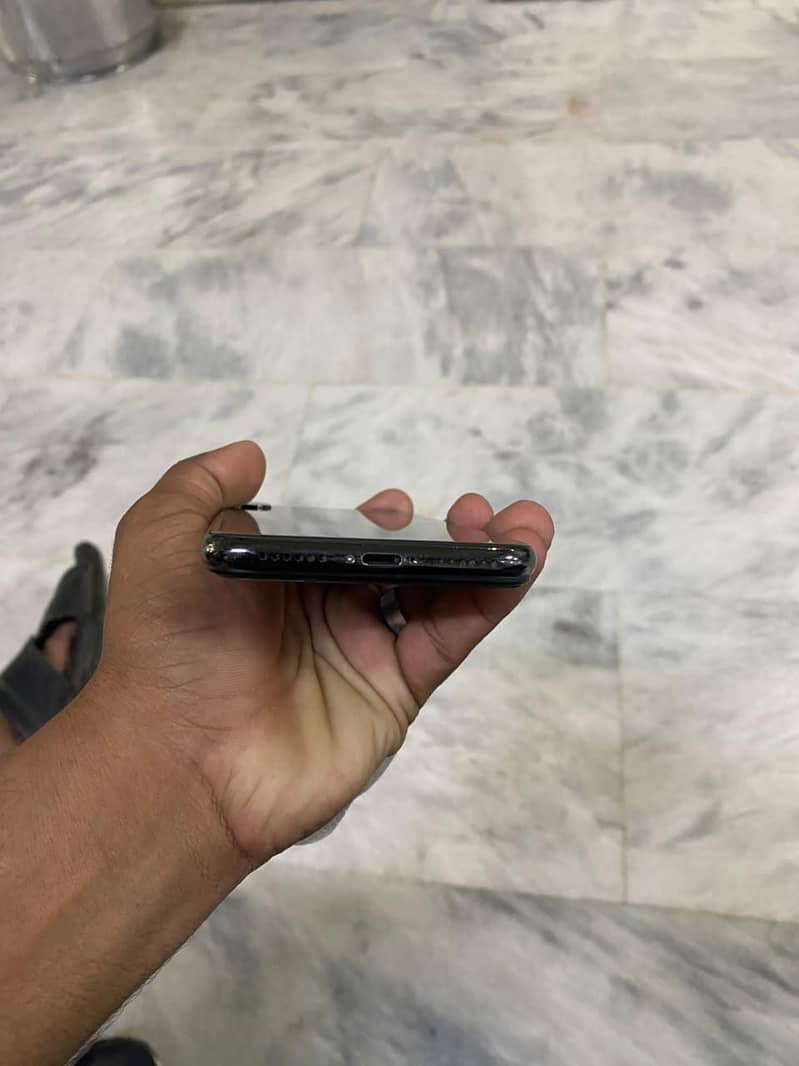 Apple iPhone X 7