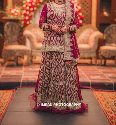 LUXURIOUS BRIDAL LEHNGA FOR SALE (including Jewellery and Bangles)