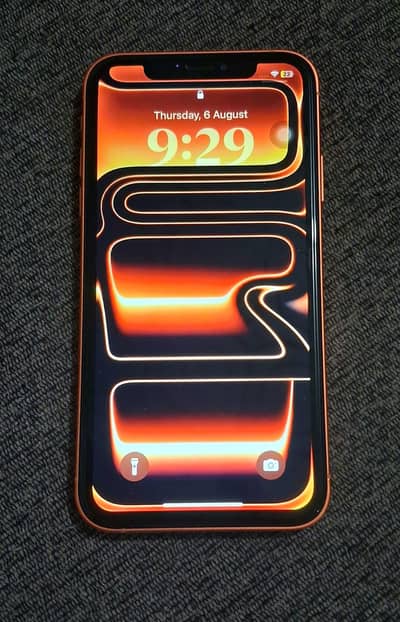 Apple iPhone XR converted 17 pro