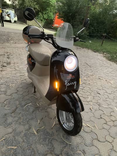 Crown Fairy scotty Electric 70 km drive On fully charged