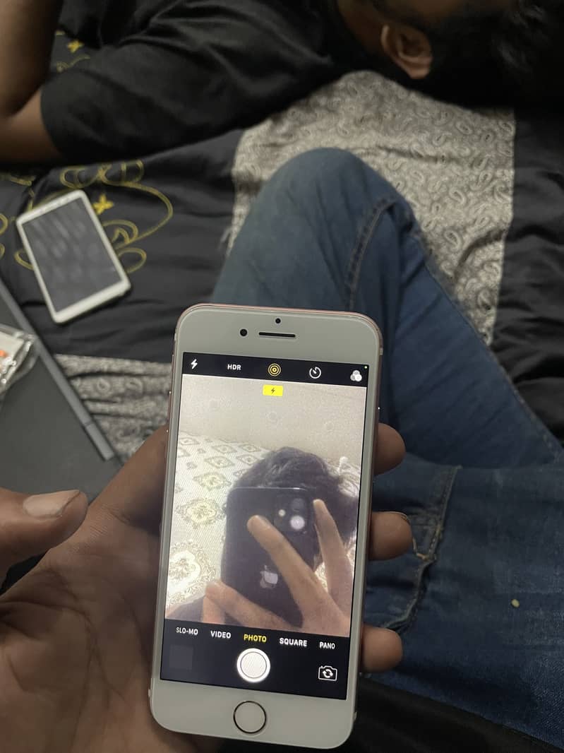 Apple iPhone 7 3