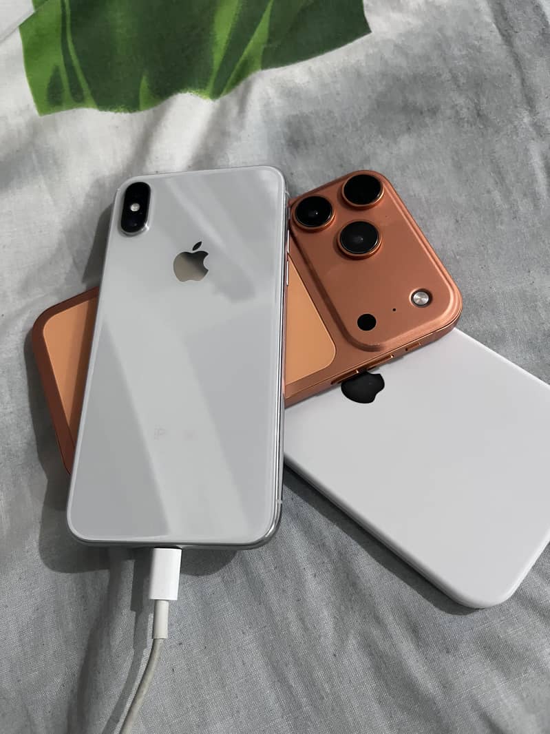 Apple iPhone X 5
