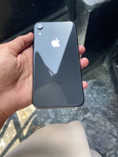 Apple iPhone XR