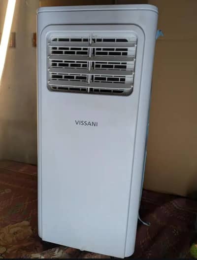 vissani portable Ac 0.75 ton excellent condition