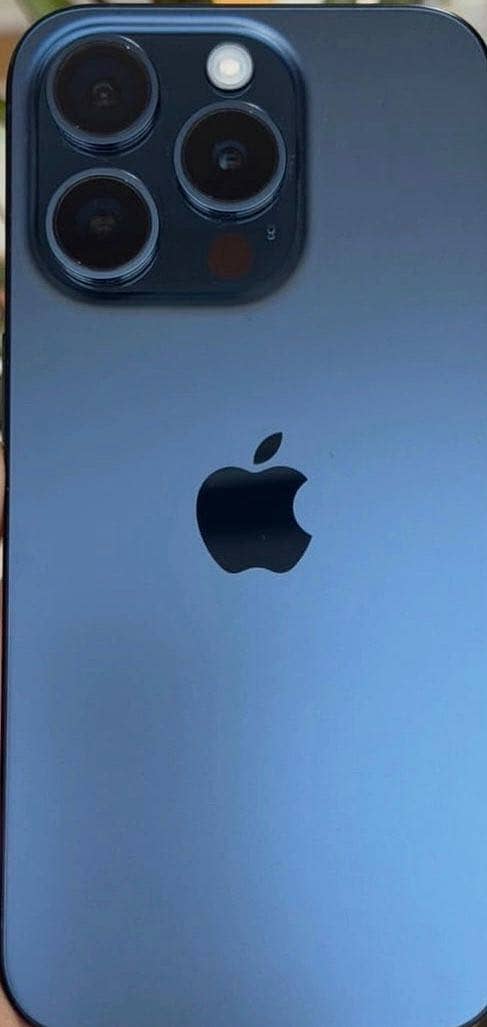 Apple iPhone 15 Pro 0