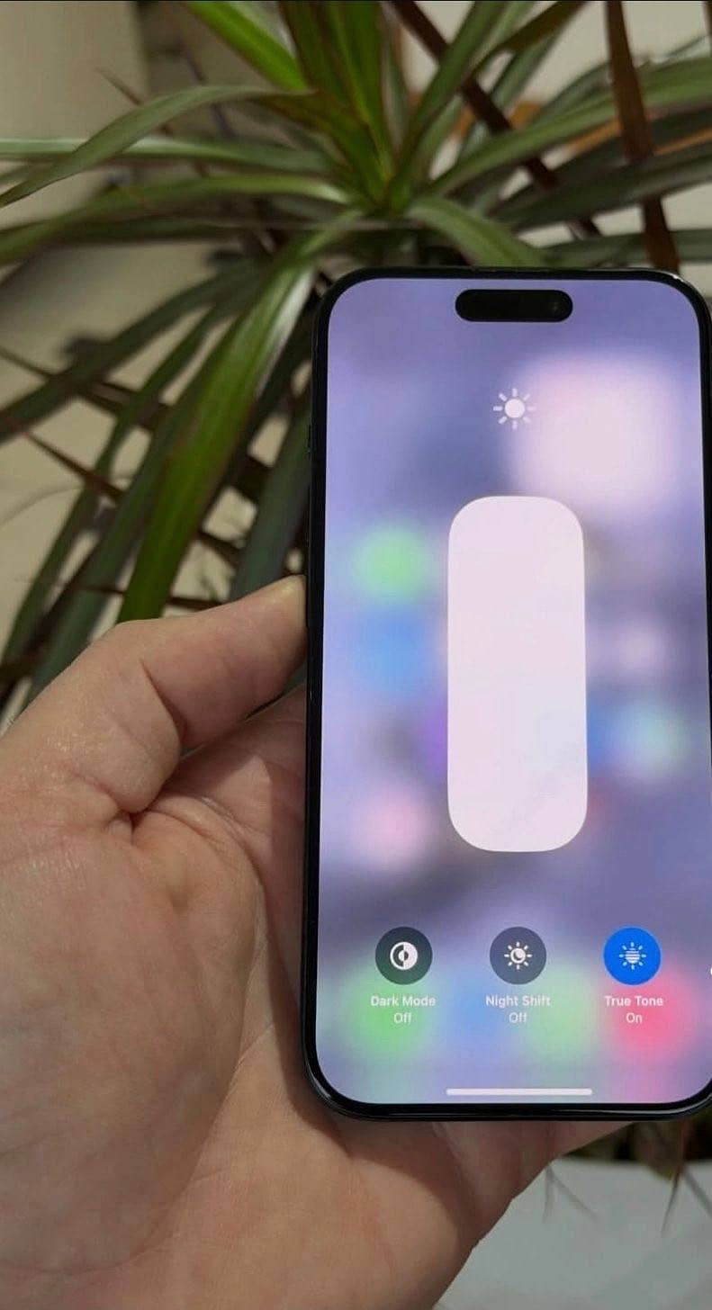 Apple iPhone 15 Pro 4