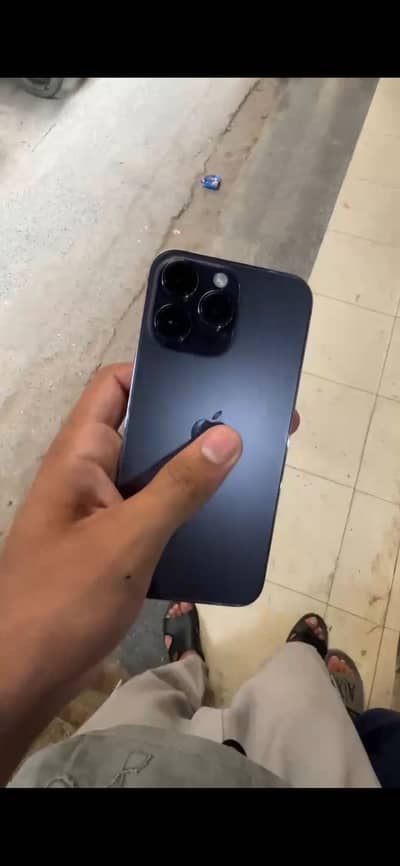 Apple iPhone 14 Pro Max factory unlock  read add first